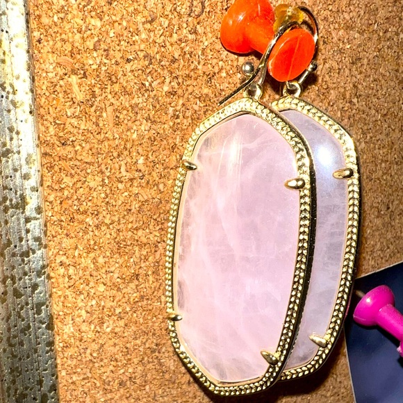 Danielle Kendra scott rose quartz earrings - Picture 1 of 2